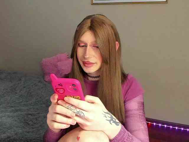 Your-Cute-Aisha Live Webcam on BongaCams