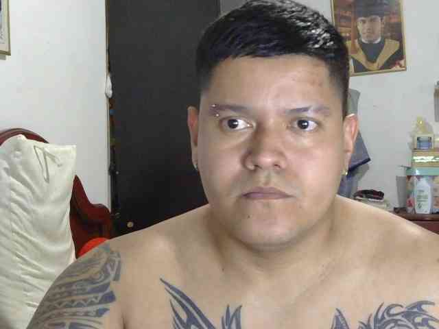 Felipe-SexyBoy Live Webcam on BongaCams