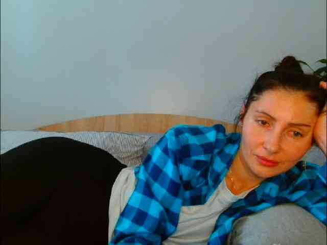 Irina9793 Live Webcam on BongaCams