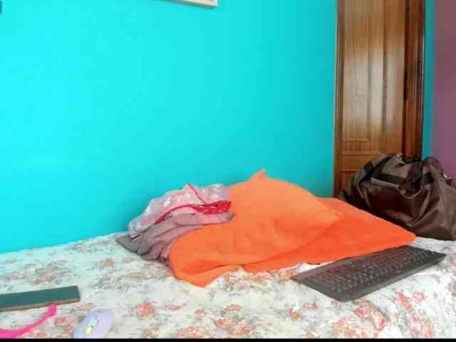 web cam nude Roja77