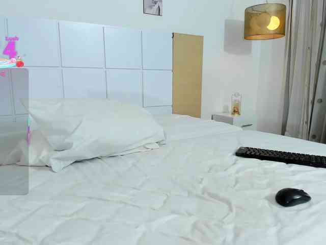 ElectraRhodes webcam