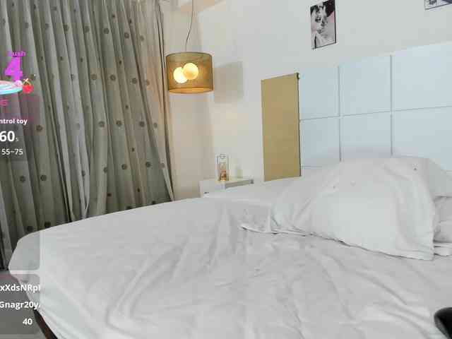 ElectraRhodes webcam