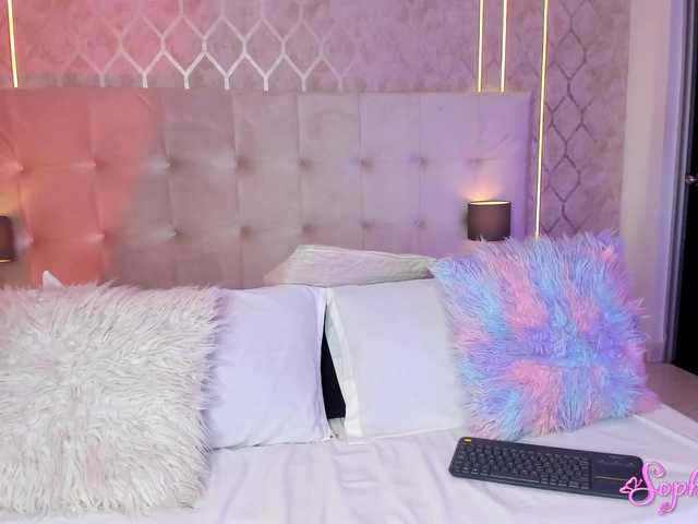 Sophiie-Vega's BongaCams show and profile