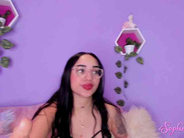 Sophiie-Vega webcam