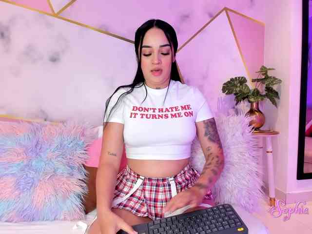 Sophiie-Vega webcam