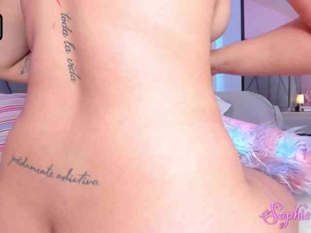 Sophiie-Vega webcam