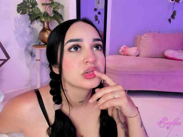 Sophiie-Vega webcam