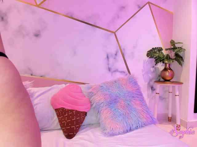 Sophiie-Vega webcam
