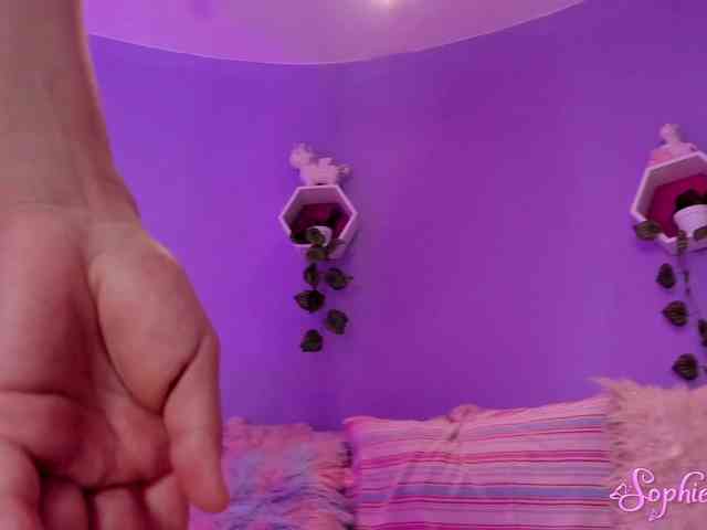 Sophiie-Vega webcam