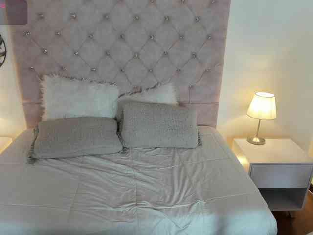 lilyboom1 webcam