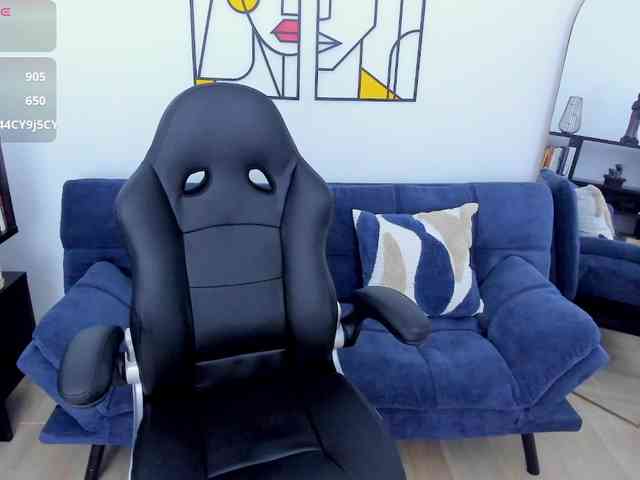 lilyboom1 webcam