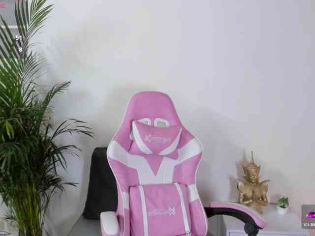 lilyboom1 webcam
