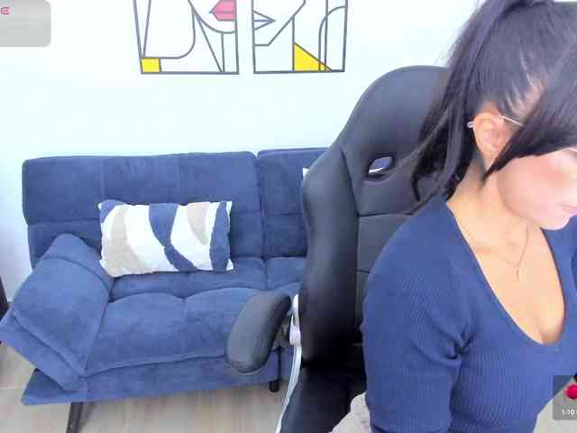 lilyboom1 webcam