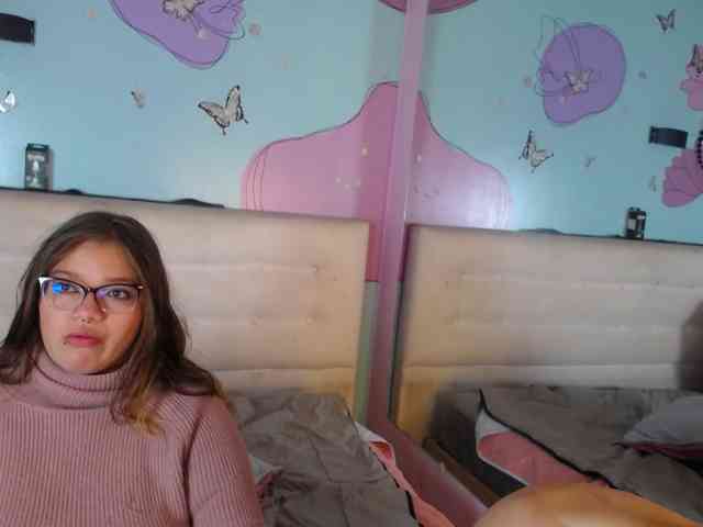 Shannell-n-Eliott webcam