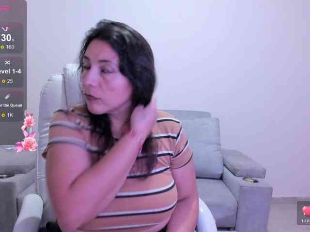 Vanebrown87 webcam