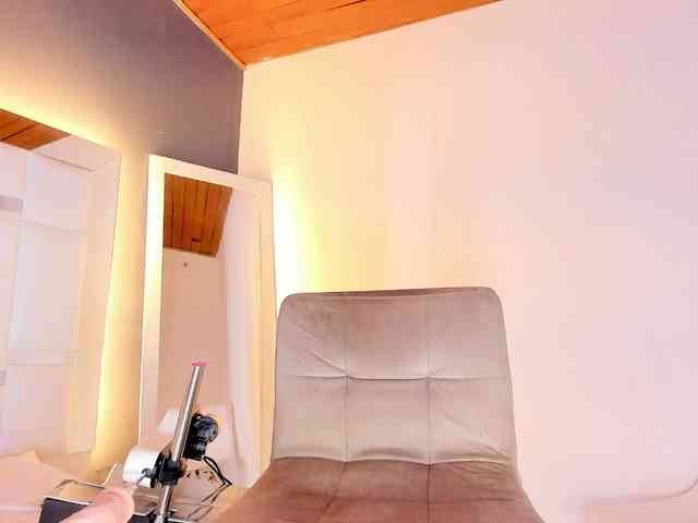 LucianaMorena webcam