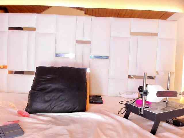 LucianaMorena webcam