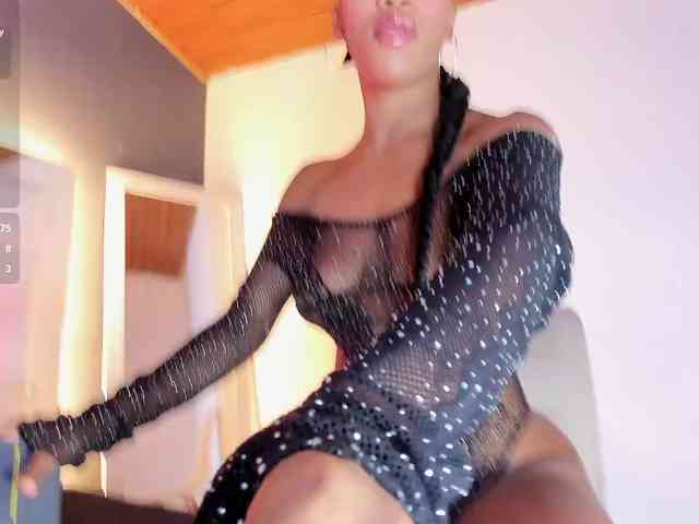 LucianaMorena webcam