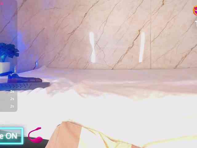 LucianaMorena webcam