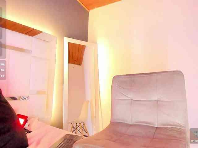 LucianaMorena webcam