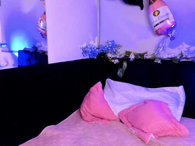 Zamantta-'s BongaCams show and profile