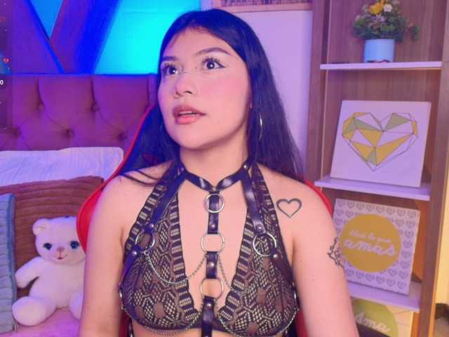 Zamantta-'s BongaCams show and profile