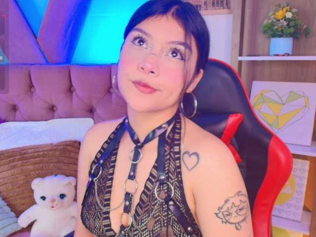 Zamantta-'s BongaCams show and profile