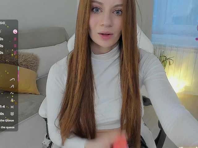 LuckyLady01's BongaCams show and profile