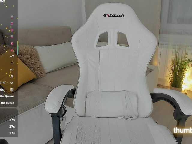 LuckyLady01's BongaCams show and profile