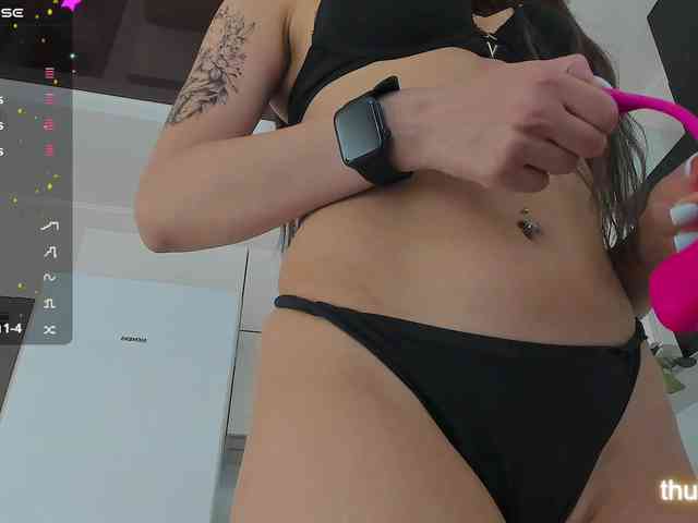 LuckyLady01 webcam