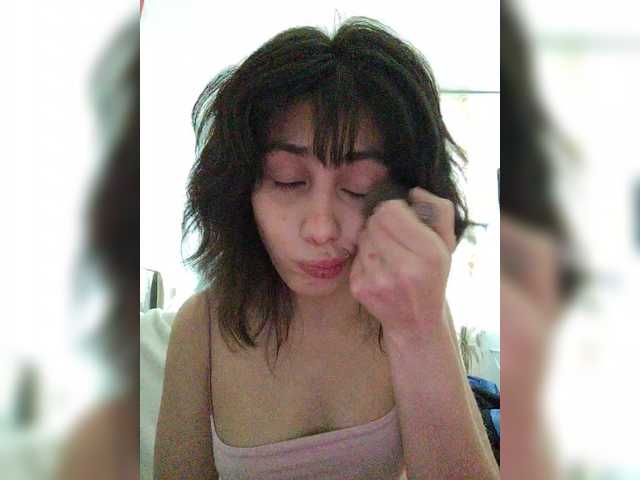 Tinablackkk Live Cam on BongaCams