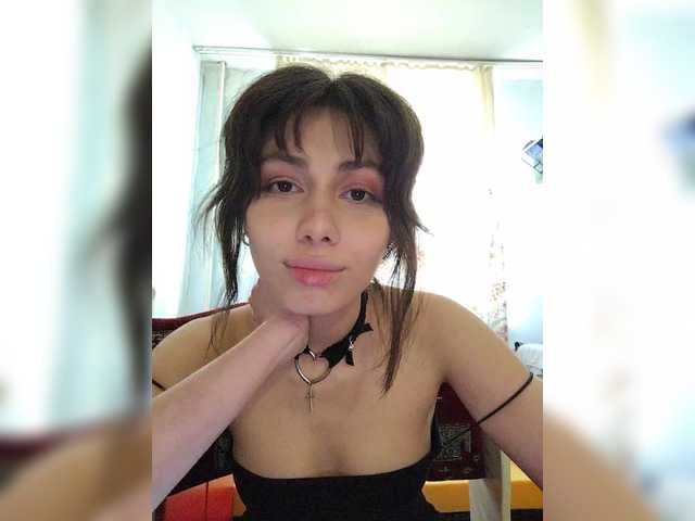 Tinablackkk's BongaCams show and profile