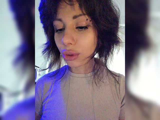 Tinablackkk's BongaCams show and profile