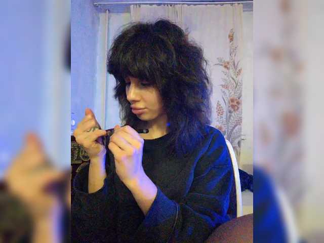 Tinablackkk's BongaCams show and profile