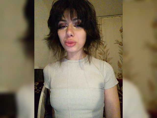 Tinablackkk's BongaCams show and profile