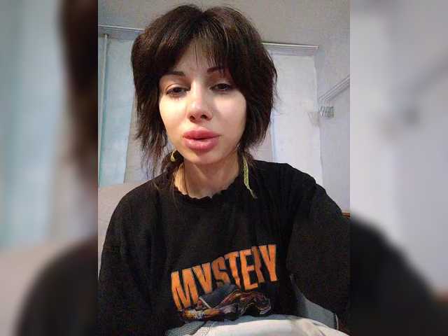 Tinablackkk's BongaCams show and profile