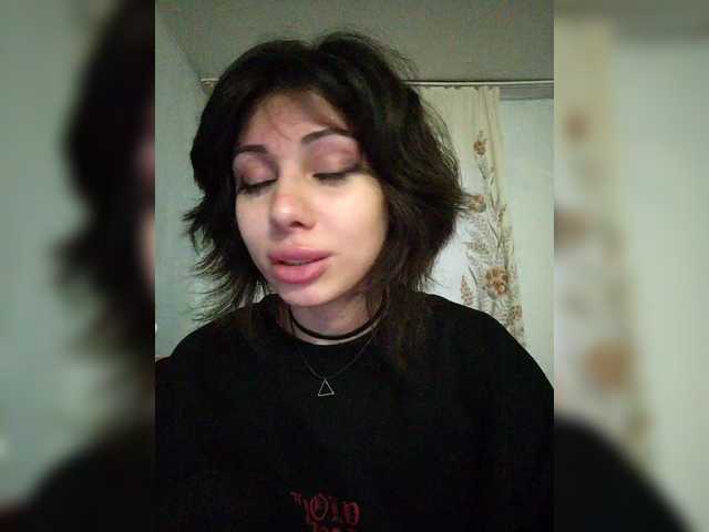 Tinablackkk's BongaCams show and profile