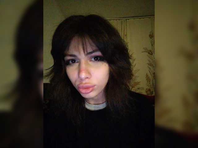 Tinablackkk's BongaCams show and profile