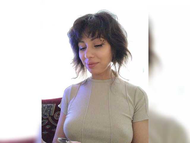 Tinablackkk's BongaCams show and profile