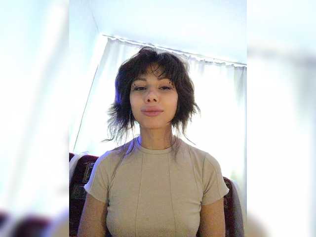 Tinablackkk's BongaCams show and profile