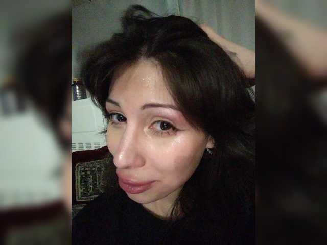 Tinablackkk's BongaCams show and profile