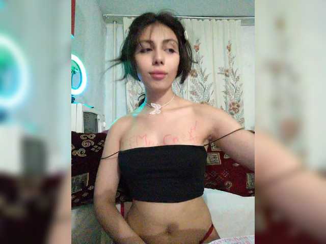 Tinablackkk's BongaCams show and profile