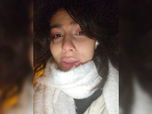 Tinablackkk's BongaCams show and profile