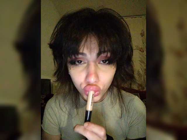 Tinablackkk's BongaCams show and profile