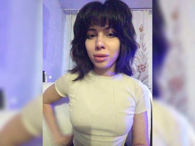 Tinablackkk's BongaCams show and profile