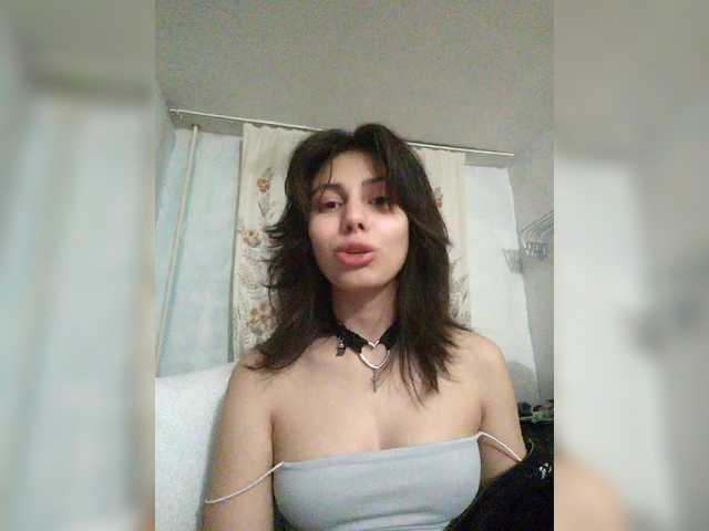 Tinablackkk's BongaCams show and profile