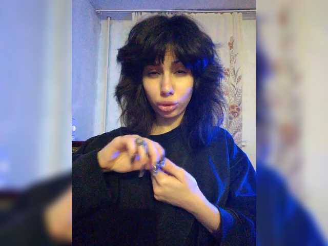 Tinablackkk's BongaCams show and profile