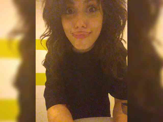 Tinablackkk webcam