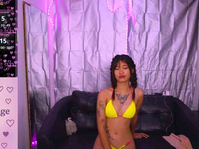 ThaiMasseuse18 webcam