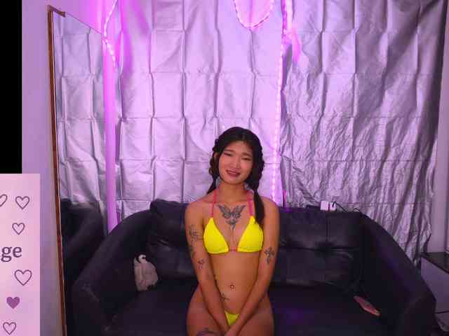 ThaiMasseuse18 webcam